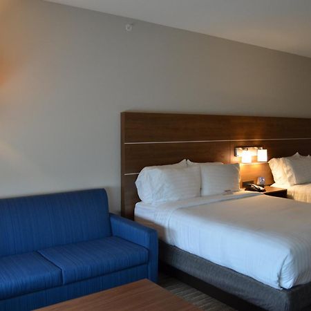 Holiday Inn Express & Suites - Charlotte Ne - University Area By Ihg Exterior foto