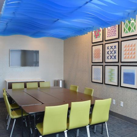 Holiday Inn Express & Suites - Charlotte Ne - University Area By Ihg Exterior foto