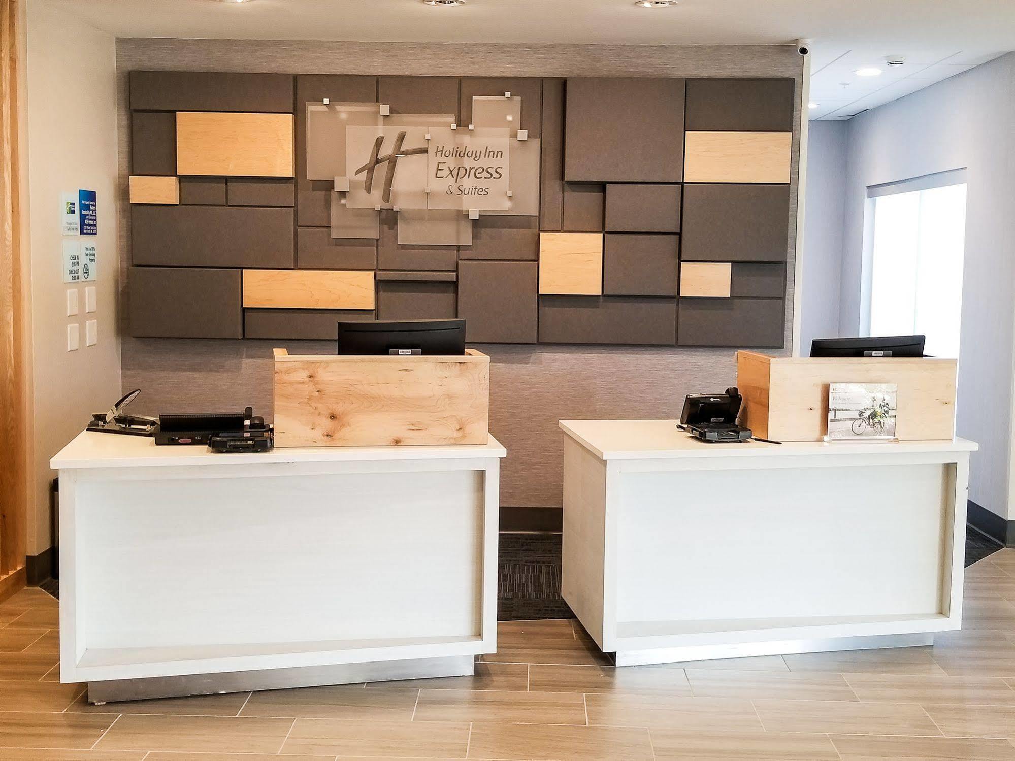Holiday Inn Express & Suites - Charlotte Ne - University Area By Ihg Exterior foto